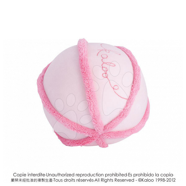 Hračky nad postieľku - Plyšová loptička Plume-Activity Ball Pink Kaloo s hrkálkou 18 cm pre najmenších ružová