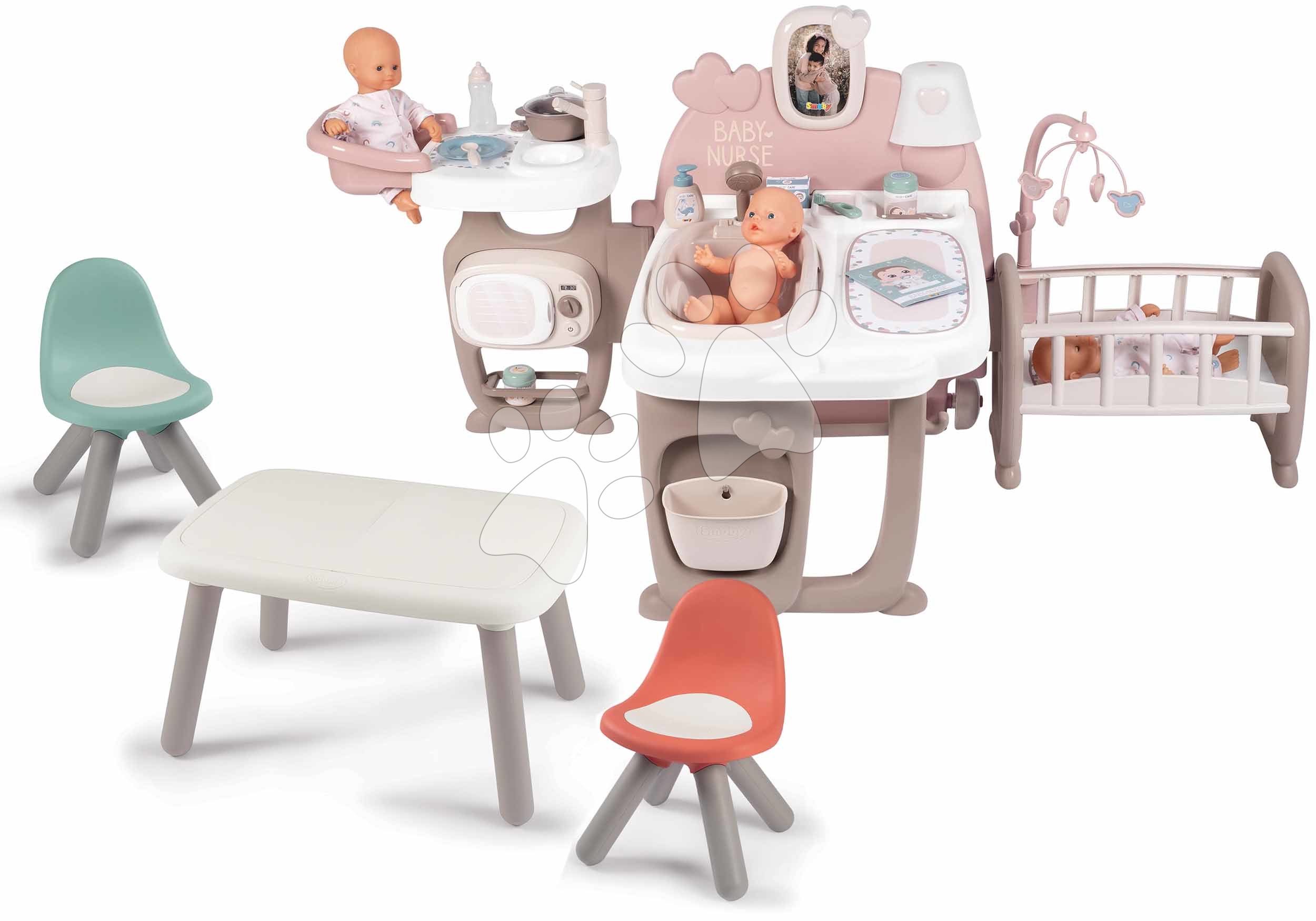 Kompleti za oskrbo punčk in dojenčkov - Komplet hišica za dojenčka Large Doll's Play Center Natur D'Amour Baby Nurse Smoby in miza KidTable z 2 stolčkoma KidChair