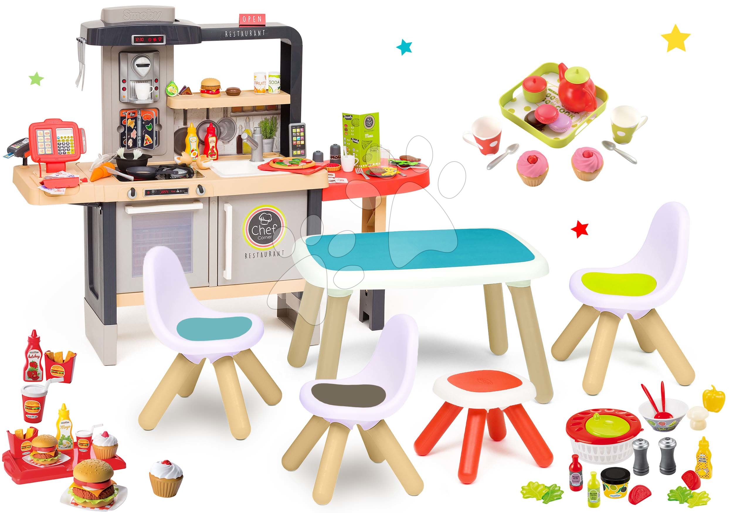 Spielküchensets - Set Restaurant mit elektronischer Küche Chef Corner Restaurant Smoby und ein Esszimmer mit gedecktem Tisch und Stühlen