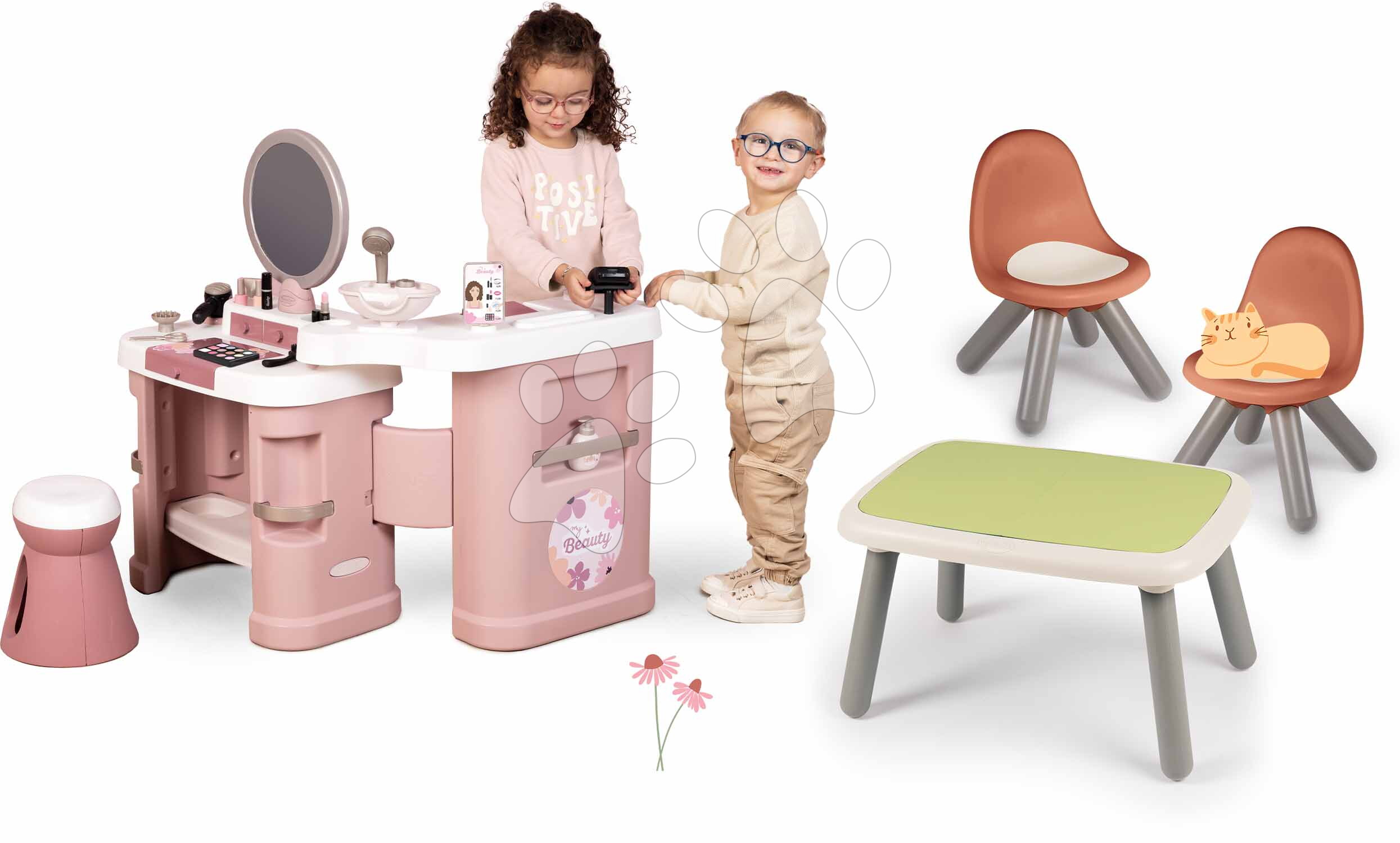 Set kozmetický stolík s elektronickým fénom My Beauty Center 3v1 Smoby a stolík s dvoma stoličkami