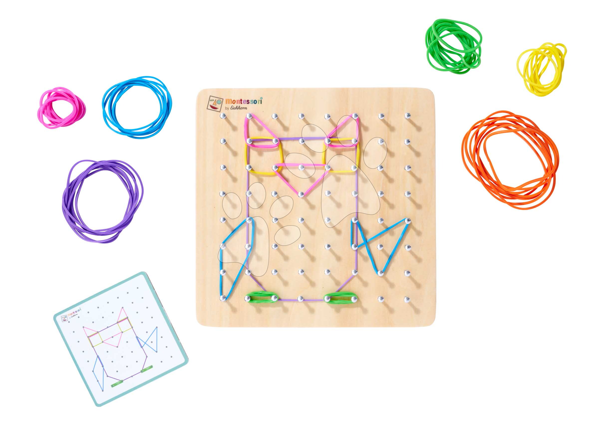 Drevená geometrická doska s klinčekmi Montessori Geo Board Eichhorn s 30 farebnými gumičkami a 24 kariet s úlohami od 4 rokov