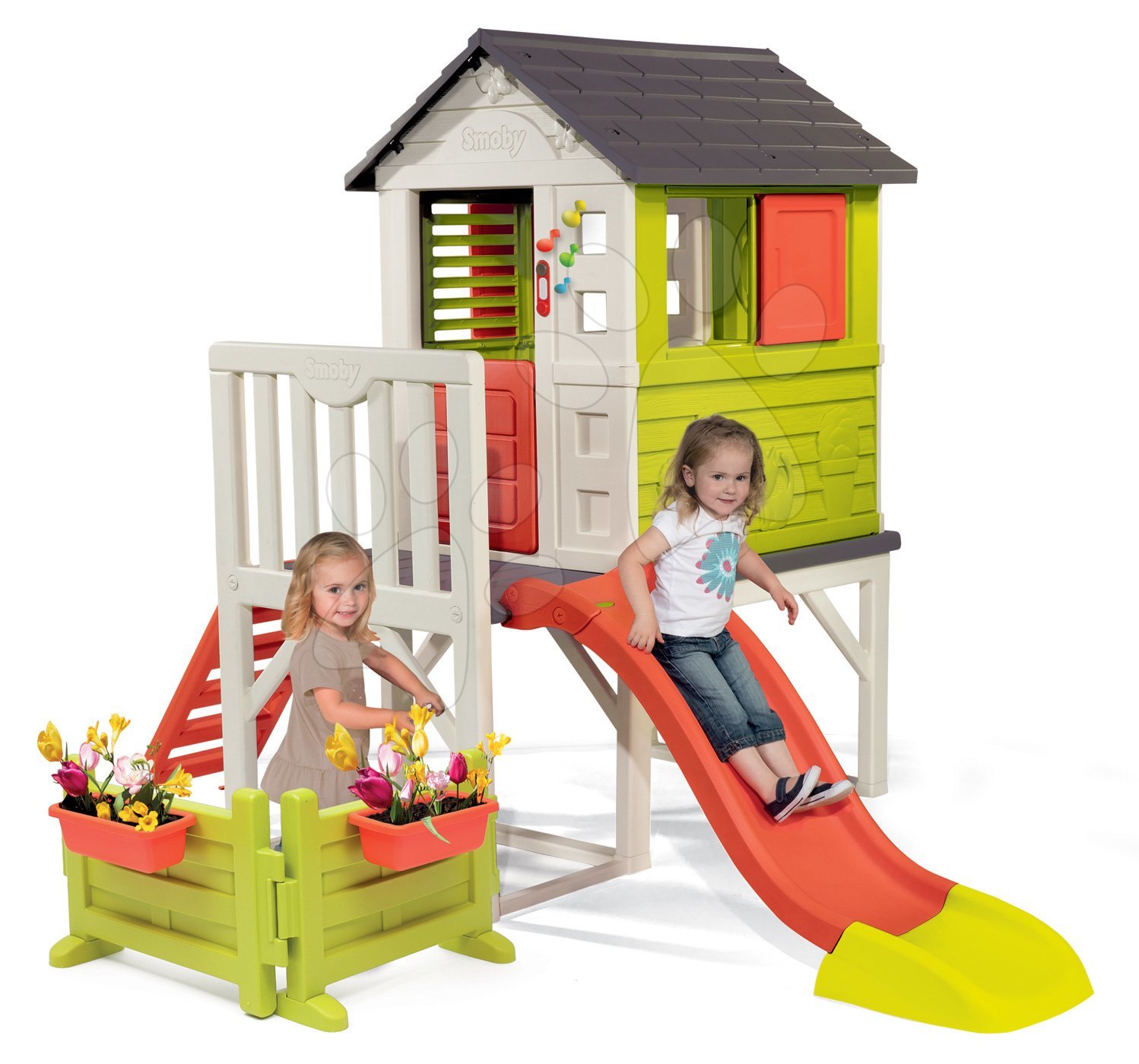 Kerti játszóházak gyerekeknek - Házikó pilléreken Pilings House Smoby 1,5 m csúszdával csengővel és előkerttel