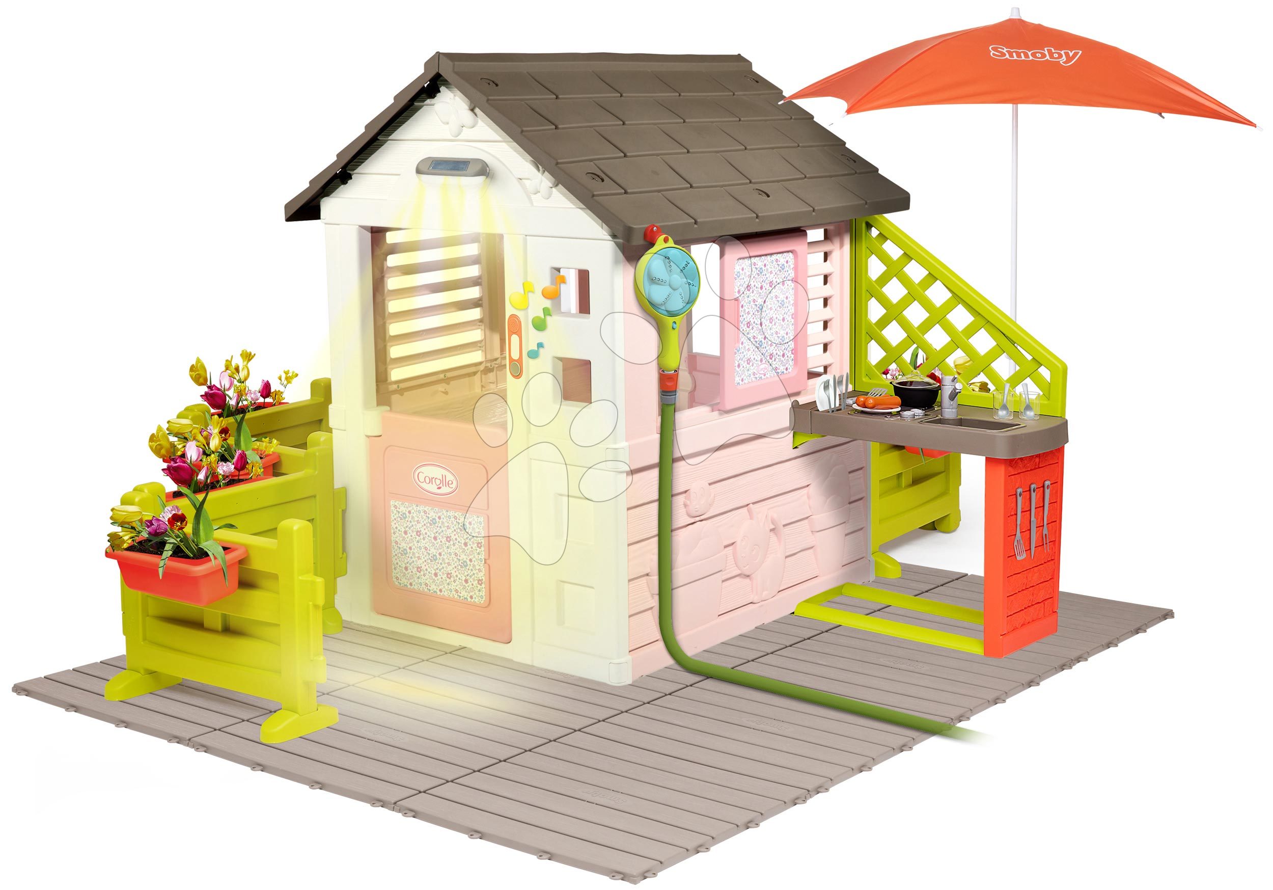 Domček Corolle Playhouse Smoby na podlahe s kuchynkou na záhradke so sprchou