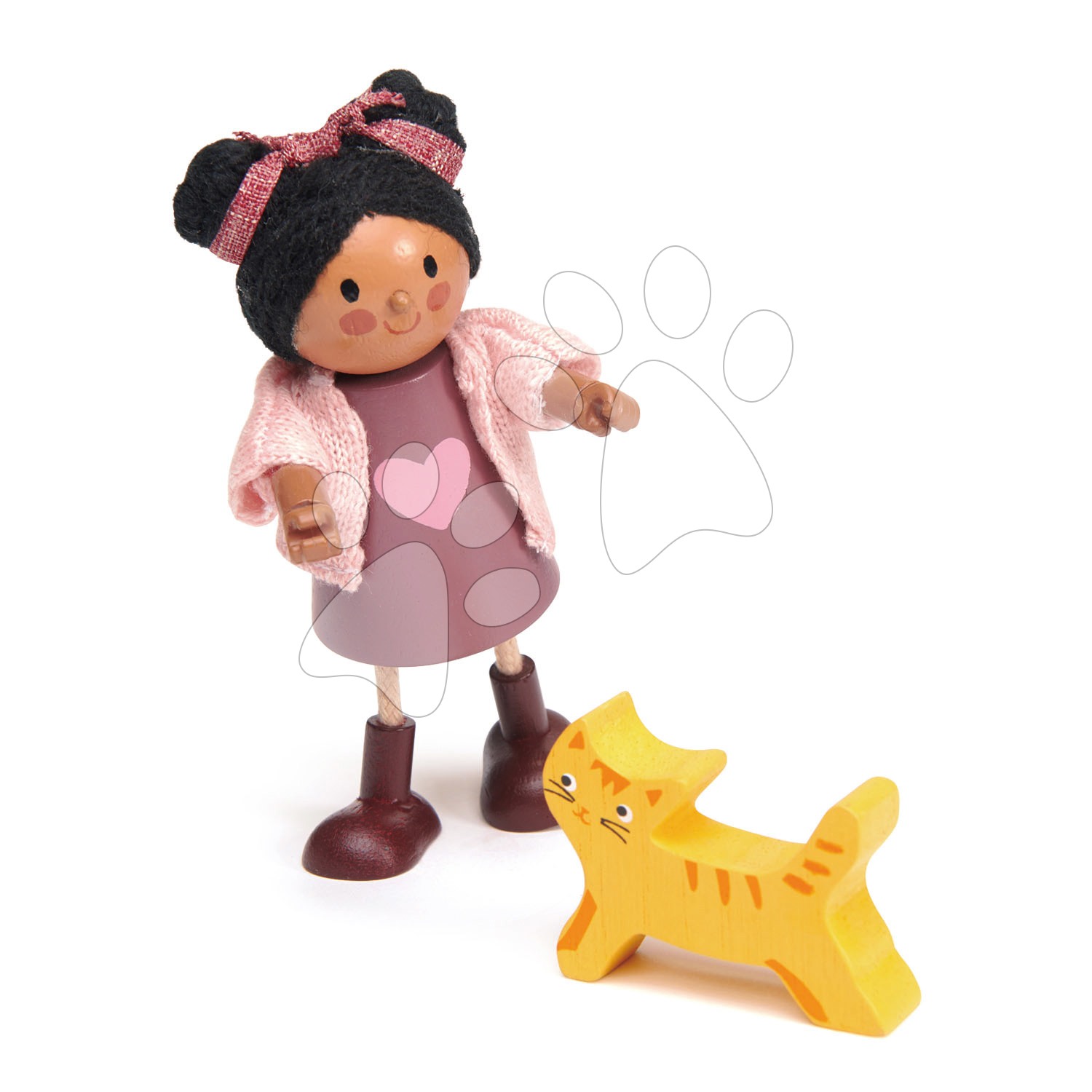 Drevená postavička s mačičkou kamarátka Ayana Tender Leaf Toys v ružovom kabátiku