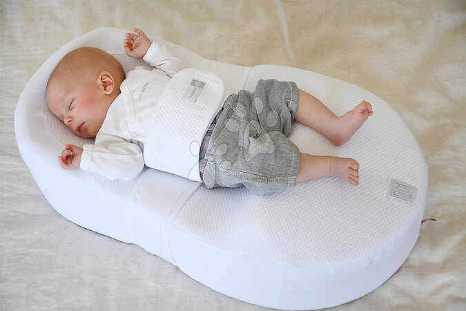 Nido per dormire Cocoonababy® - Nido per neonati Cocoonababy® 10° Jersey Moon & Stars Red Castle - 2