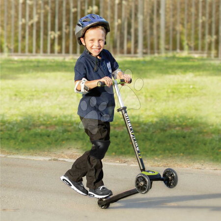 Háromkerekű rollerek - Háromkerekű roller világító kerekekkel és hátizsákkal T5 Green smarTrike - 16