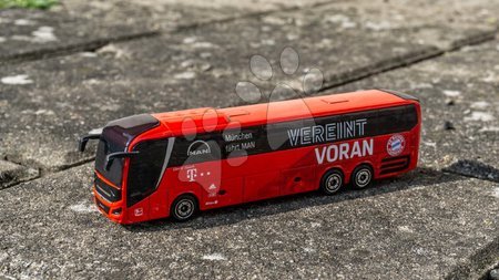 Spielzeugautos - Bus FC Bayern Man Lion's Coach L Supereme Teambus Majorette - 3