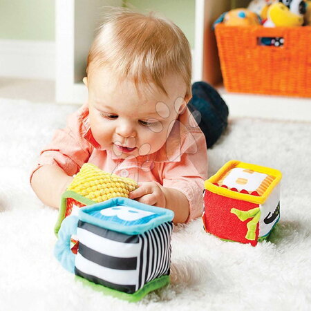 Early development toys | Page 3 - Textilné kocky s aktivitami Discover & Play Soft Blocks Infantino_1