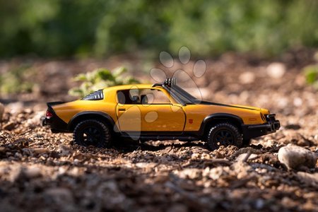 Jucării pentru copilași de la 6 la 9 ani - Mașinuța Chevrolet Camaro 1977 Bumblebee Transformers T7 Jada_1