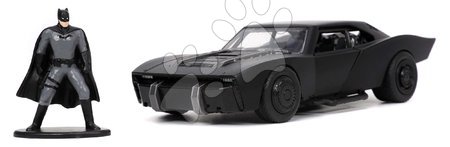 Játékok 6 - 9 éves gyerekeknek - Kisautó Batman Batmobile 2022 Jada_1