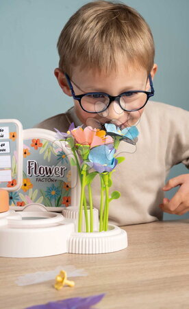 Obchody pro děti - Květinářství s vlastní výrobou textilních květů Crea My Flower Factory Smoby - 13