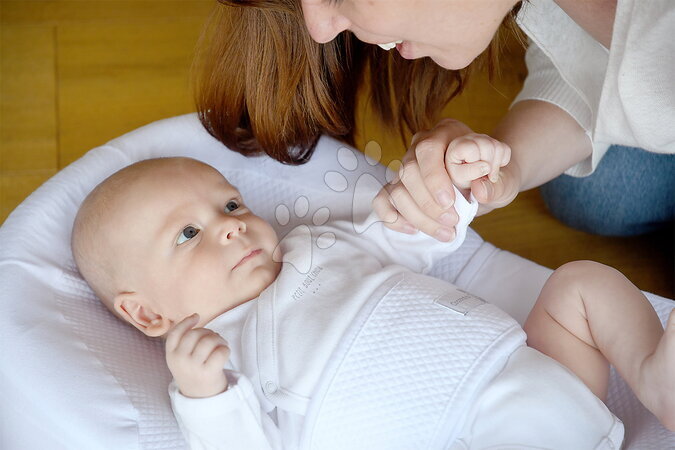Hnízdo na spaní Cocoonababy® - Hnízdo na spaní pro miminka Cocoonababy® 10° Fleur de Coton® White Red Castle - 3