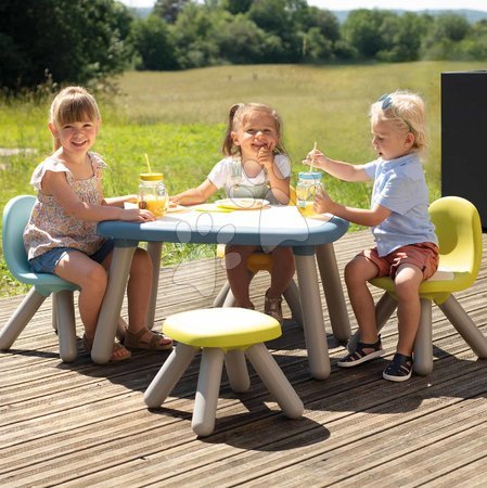 Hračky a hry na zahradu - Stůl pro děti se třemi židlemi Kid Table Smoby_1