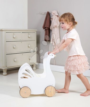 Kočárky pro panenky - Dřevěný kočárek Labuť Sweet Swan Pram Tender Leaf Toys_1