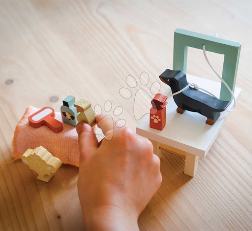 Holzpuppenhäuser - Holz-Hundefrisiersalon Waggy Tails Dog Salon von Tender Leaf Toys - 25