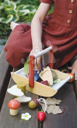 Holzspielzeug - Holzkorb zum Sammeln von Waldfrüchten Wild Wood Foraging Trug Tender Leaf Toys - 7