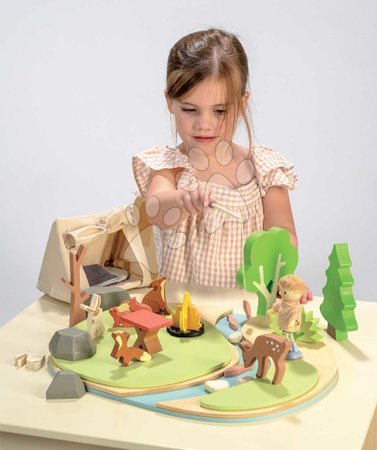 Holzpuppenhäuser - Holz-Camp mit Zelt und Lagerfeuer Wildlife Camping-Spielset Tender Leaf Toys - 7