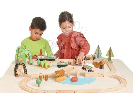 Dřevěné hračky - Dřevěná vláčkodráha v borovicovém lese Wild Pines Train set Tender Leaf Toys_1