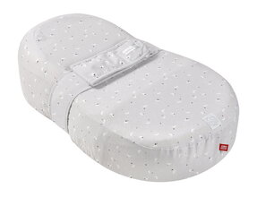 Schlafnest für Babys Cocoonababy® 10° Jersey Moon & Stars Red Castle mit einem Spannbettlaken mit einem feinen Muster für 0 bis 3 Monate