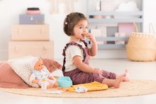 Dodatki za punčke in dojenčke - Jedilni set s torbico in slinčkom Mealtime Set Corolle za 30 cm punčko 11 dodatkov od 18 mes_4