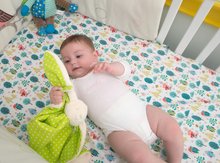 Lenjerie pătuț bebe - Cearşaf cu elastic pentru pat bebe Joy toTs-smarTrike cu bufniţă 2 bucăţi 100% bumbac satinat_1