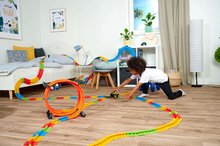 Autodráhy - Flexibilní autodráha FleXtrem Discovery Set Smoby 184 dílů dráhy a 440 cm dlouhá s elektronickým svítícím autem od 4 let_26