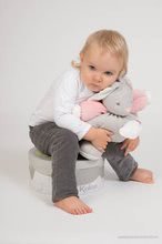 Igračke za bebe - Plišani zečić Zen-Chubby Rabbit Kaloo sa zvečkom 30 cm sivi u poklon-kutiji za najmlađe_1