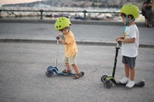 Koloběžky vlnící - Koloběžka T5 smarTrike se svítícími koly s batohem a nastavitelnou rukojetí nosnost 50 kg zelená_1