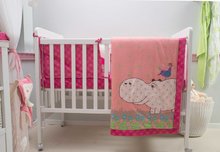 Babybettwäsche - Die Joy Hippo Pink Bettwäsche von T's-smarTrike Nilpferd Nest, Bettdecke und rosa Decke ab 0 Monaten_0