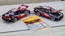 Samochodziki - Autko wyścigowe Racing Cars Majorette z kartką kolekcjonerską długość 7,5 cm różne rodzaje_0