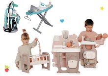 Pečovatelské centrum pro panenky - Set domeček pro panenku Large Doll's Play Center Natur D'Amour Baby Nurse Smoby a úklidový vozík se žehlicím prknem a žehličkou_33