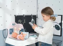 Lékařské vozíky sety - Set zdravotnický pult pro lékaře Baby Care Center Smoby s hlubokým kočárkem Baby Nurse a klokankou_8