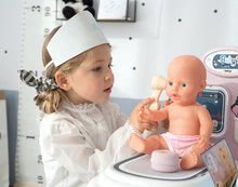 Lékařské vozíky sety - Set zdravotnický pult pro lékaře Baby Care Center Smoby s hlubokým kočárkem Baby Nurse a klokankou_35