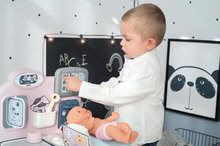 Lékařské vozíky sety - Set zdravotnický pult pro lékaře Baby Care Center Smoby s hlubokým kočárkem Baby Nurse a klokankou_37