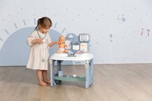 Domčeky pre bábiky - Opatrovateľské centrum Baby Care Center Smoby elektronické s 24 doplnkami so zvukom a svetlom_23