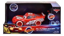 RC modely - Autíčko na dálkové ovládání RC Cars Blesk McQueen Turbo Glow Racers Jada délka 17 cm 1:24 od 4 let_1