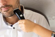 Kosmetický stolek pro děti - Holičský opasek elektronický Barber&Cut Ceinture Smoby s nůžkami žiletkou zastřihovačem fénem štětkou na holení a 10 doplňky_0