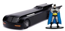Modely - Autíčko Batman Batmobile Jada kovové s otvárateľnými dverami a figúrkou Batmana 4 druhy dĺžka 13,6 cm 1:32_3