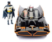 Modely - Autíčko Batman 1966 Classic Batmobile Jada kovové s otvárateľnými dverami a figúrkou Batmana dĺžka 22 cm 1:24_2