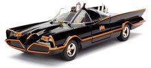 Játékautók és járművek - Kisautó Batman 1966 Classic Batmobile Jada fém nnyitható ajtókkal és Batmana figurával hossza 22 cm 1:24_3