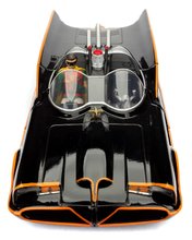 Modeli avtomobilov - Avtomobilček Batman 1966 Classic Batmobile Jada kovinski z odpirajočimi vrati in figurica Batman dolžina 22 cm 1:24_7
