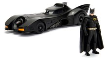 Modely - Autíčko Batman 1989 Batmobile Jada kovové s posuvným kokpitom a figúrkou Batmana dĺžka 22 cm 1:24_0