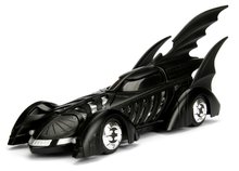 Játékautók és járművek - Kisautó Batman 1995 Batmobile Jada fém nyitható pilótafülkével és Batman figurával hossza 27 cm 1:24_0