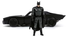 Modele machete - Mașinuța Batman Batmobile Jada din metal cu uși care se deschid și figurina lui Batman 19 cm lungime 1:24_2