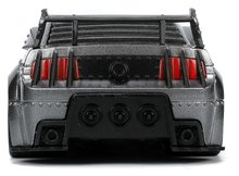 Játékautók és járművek - Kisautó Marvel War Machine 2006 Ford Mustang Jada fém nyitható ajtókkal és War Machine figurával hossza 20,5 cm 1:32_4