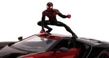 Modele machete - Mașinuța Marvel 2017 Ford GT Jada din metal cu părți care se deschid și figurina Miles Morales 20 cm lungime 1:24_3