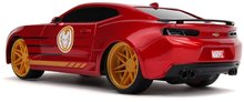 Vozila na daljinsko upravljanje - Avtomobilček na daljinsko vodenje  Marvel RC Iron Man 2016 Chevy 1:16 Jada rdeč dolžina 29 cm_4
