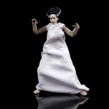 Sammelfiguren - Braut von Frankenstein-Figur Monsters Jada mit beweglichen Teilen und Zubehör, Höhe 15 cm_0