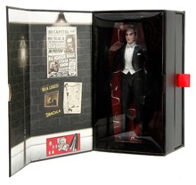 Zbirateljske figurice - Figurica Bela Lugosi Dracula Jada s premičnimi elementi in dodatki višina 15 cm v luksuznem pakiranju_4