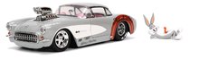 Modeli avtomobilov - Avtomobilček Looney Tunes Chevrolet Corvette 1957 Jada kovinski z odpirajočimi elementi in figurica Bugs Bunny dolžina 19 cm 1:24_1